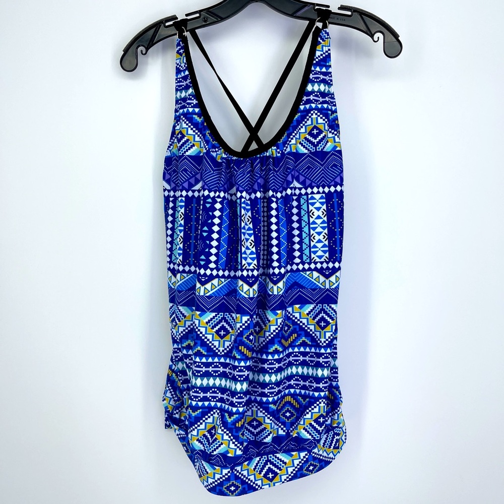 Yonique Women M Blouson Tankini V Back Swim Top Blue Geometric Print NWT